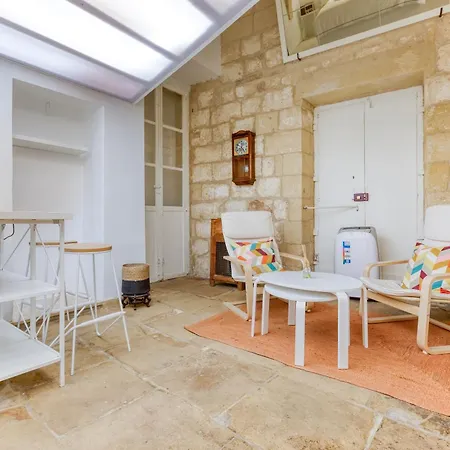 Authentic & Cosy Duplex In Charming By 360 Estates *