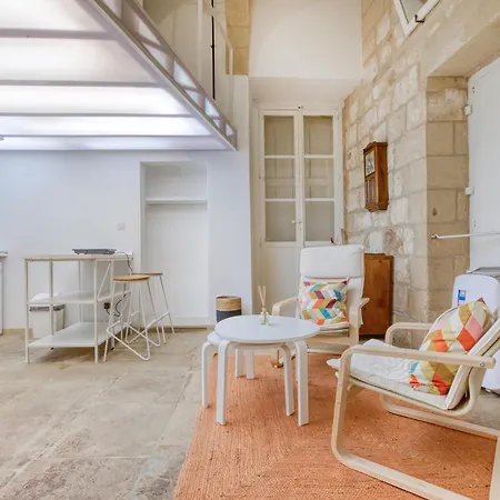 Authentic & Cosy Duplex In Charming By 360 Estates Рабат
